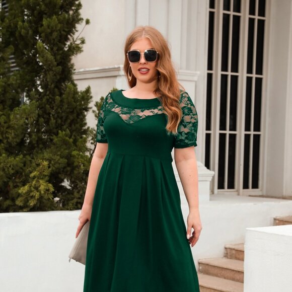 A@Y@Y Dresses & Skirts - Plus Size Ruched Round Neck Short Sleeve Dress